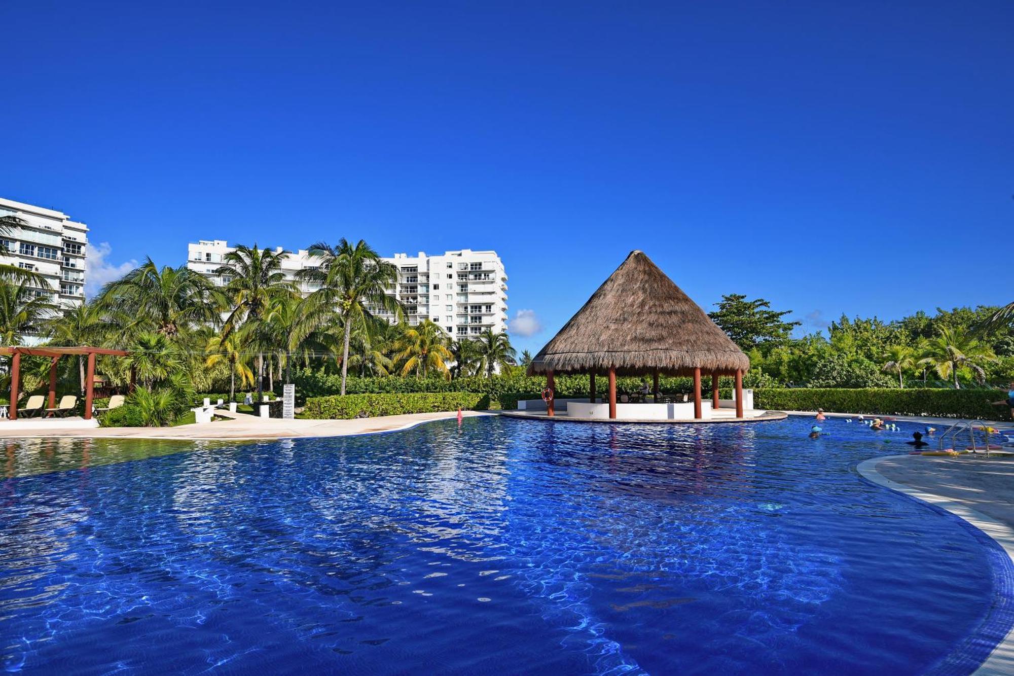 Beachfront Apartment Blue Vista Cancun Dış mekan fotoğraf